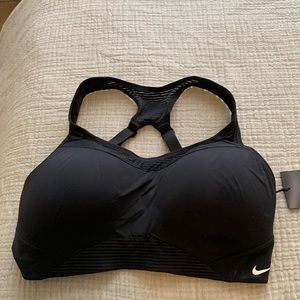 Nike high support sports bra
